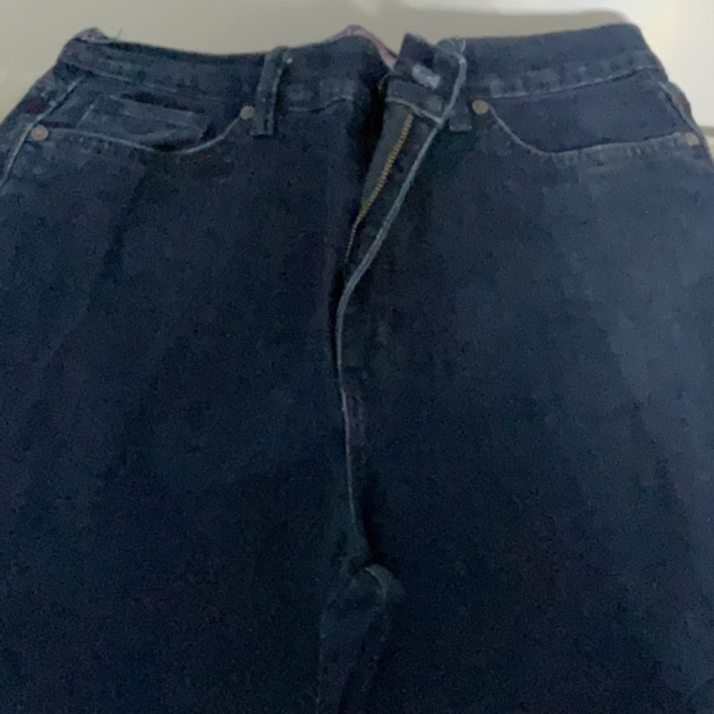 Color:  navy